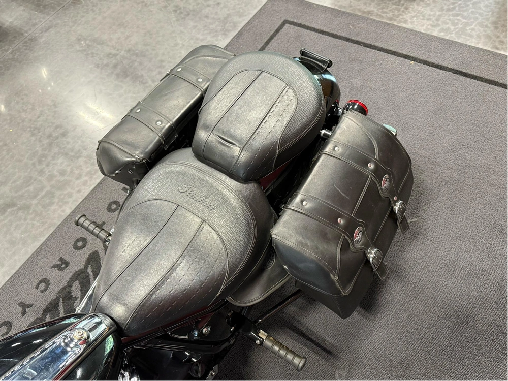 2022 Indian Motorcycle Super Chief Ltd Abs, Black Metallic, 49st Limited alt