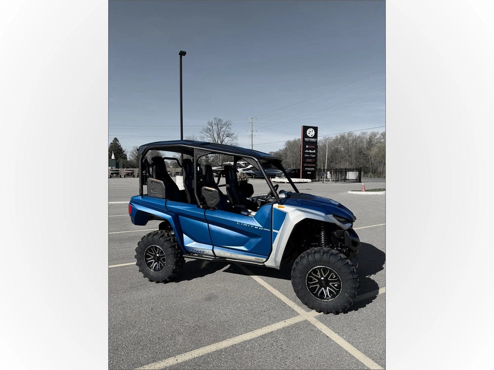 2026 Yamaha Wolverine Rmax4 1000 Compact Limited alt