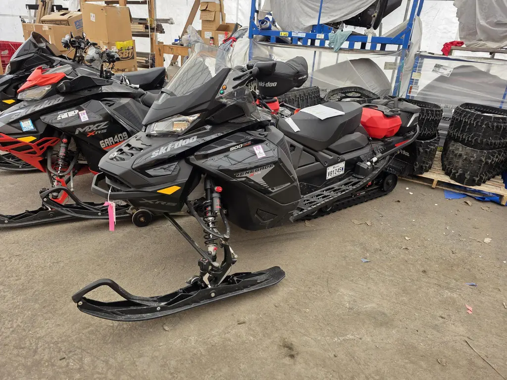 Ski-Doo RENEGADE 900 TURBO XR-S 2019