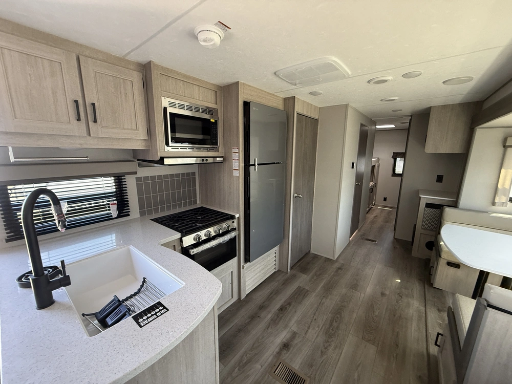 2026 Catalina 323bhdsckl alt