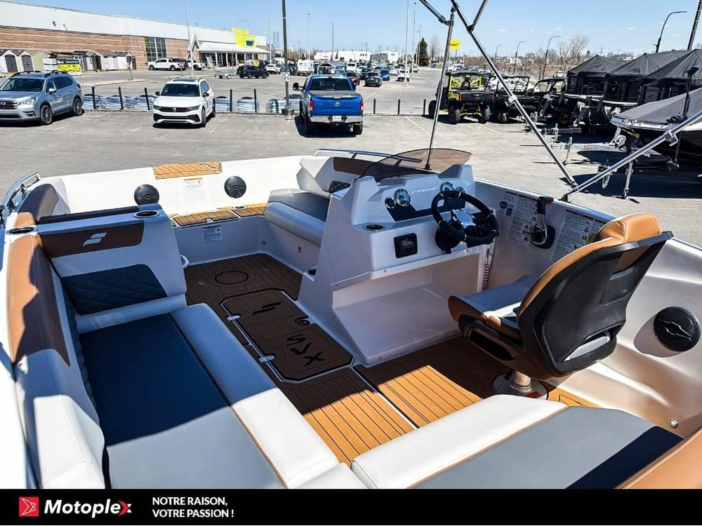 Starcraft Svx 171 Ob 90hp Deck Boat Bateau Ponté 2026 alt