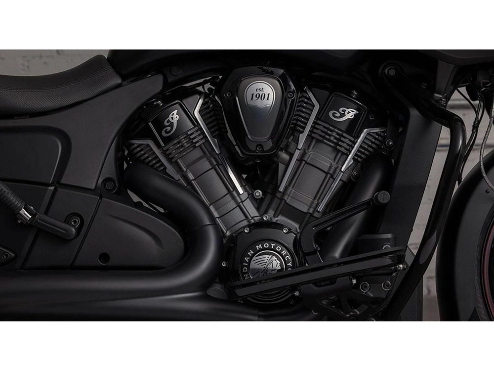 2024 Indian Motorcycle Challenger Dark Horse® With Powerband Audio alt