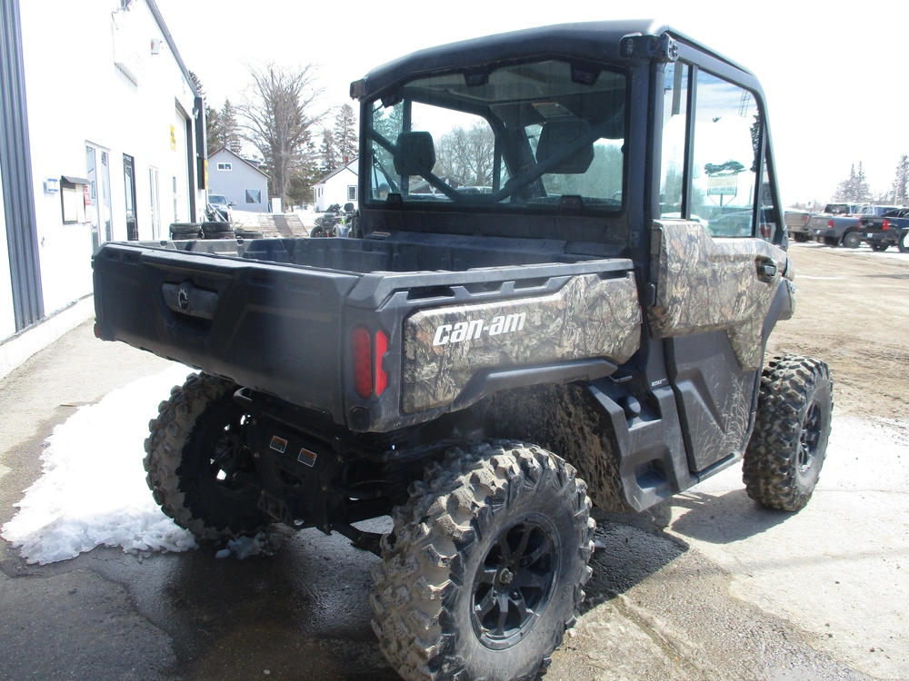 2023 Can-am Defender Ltd alt