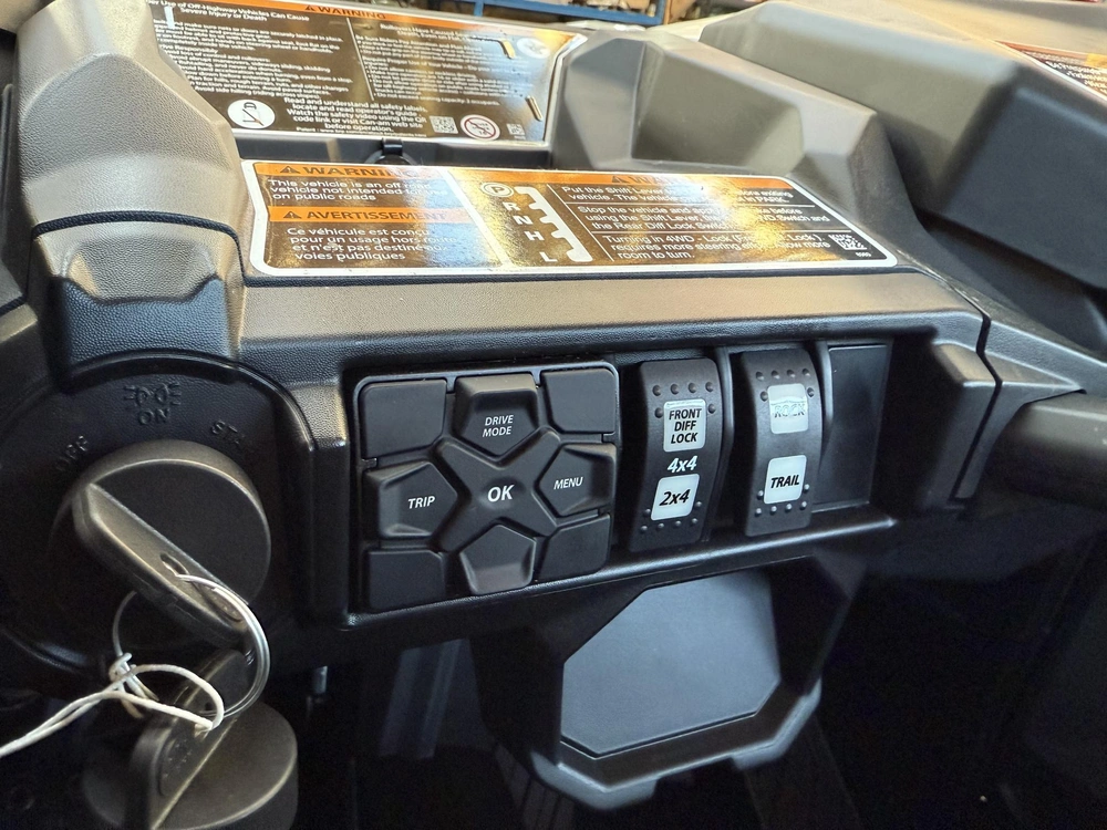 2026 Can-am Ssv Mav Sport Xrc 64 1000r Wh 26 X Rc 1000r alt