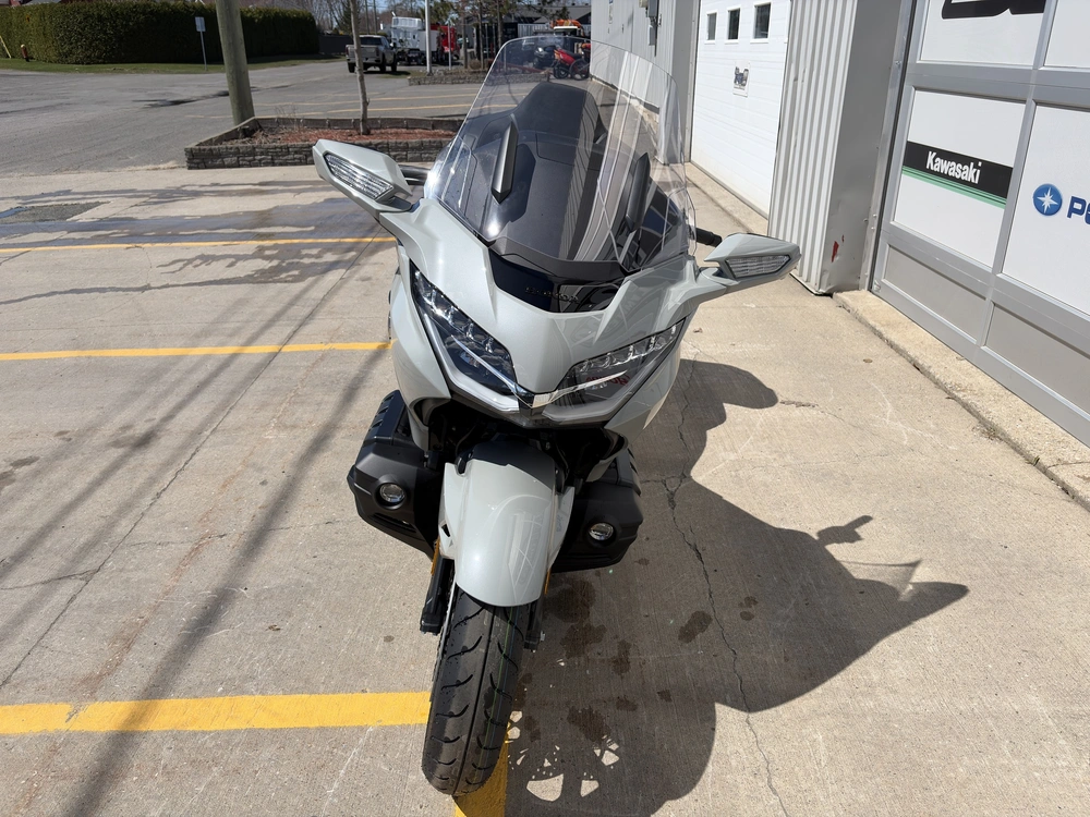 2026 Honda Gold Wing Tour Dct alt