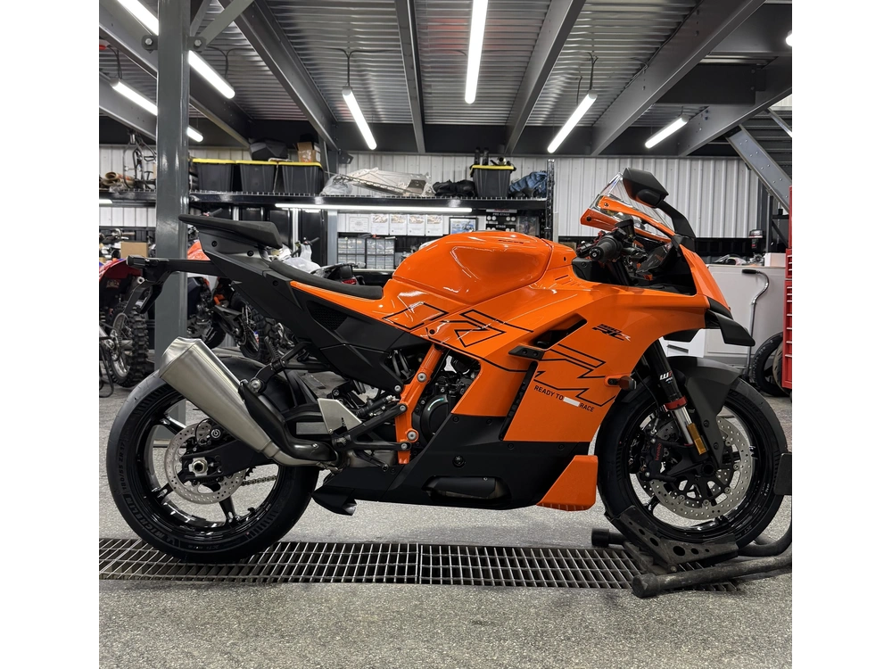 2026 Ktm 990 Rc R alt