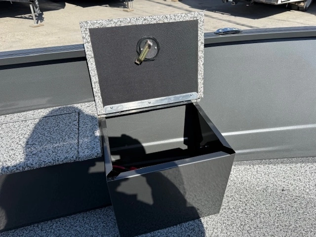 2026 Mirrocraft Outfitter F160t alt