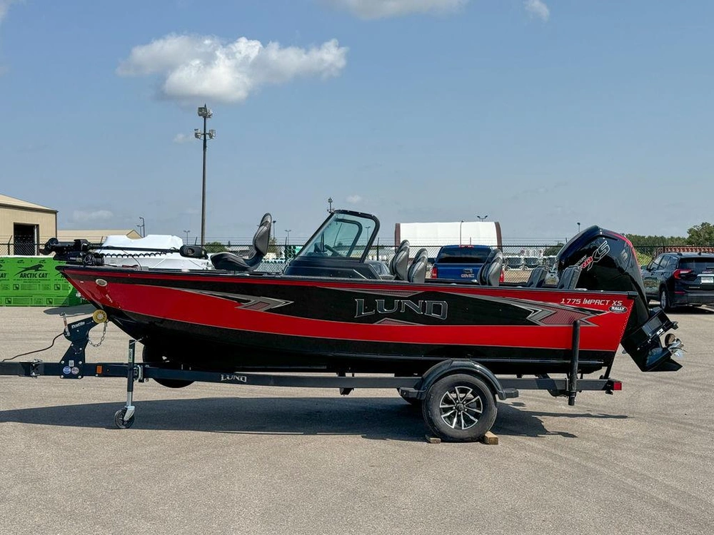 2025 Lund Boat Co 1775 Impact Xs alt