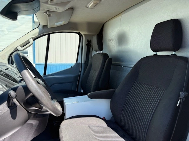 2018 Ford Transit T-150 Cargo Van alt