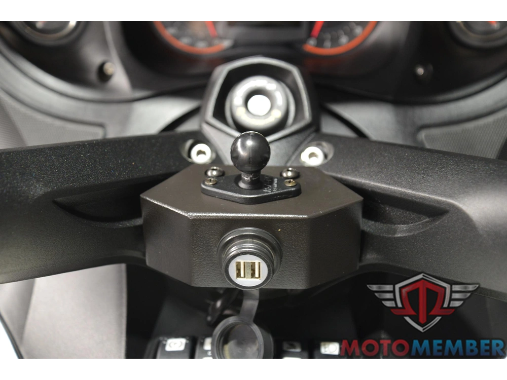2014 Can-am Spyder Rt S alt