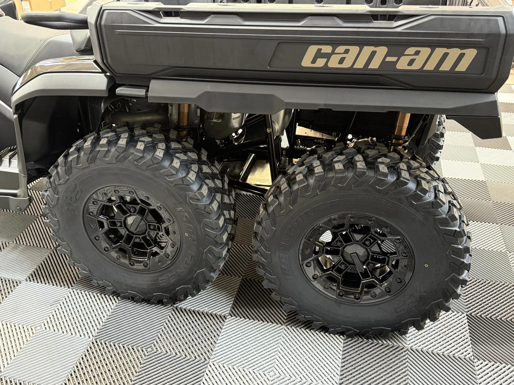 2026 Can-am Outlander Max 6x6 Backcountry 1000r alt