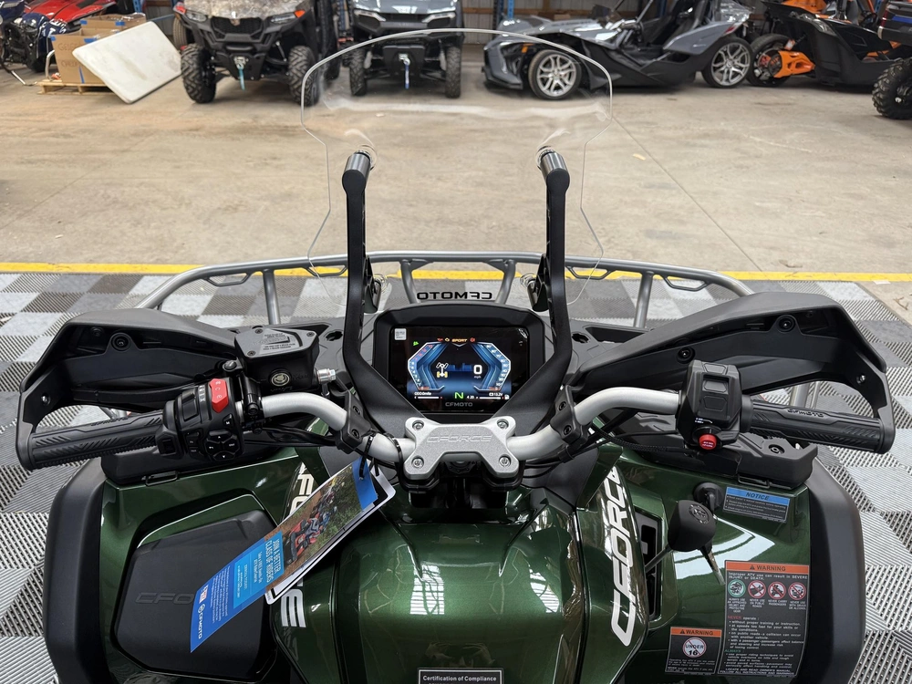 2026 Cfmoto Cforce 1000 Overland alt