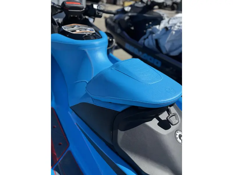 2026 Sea-Doo RXP X 325 w/AUDIO & iBR