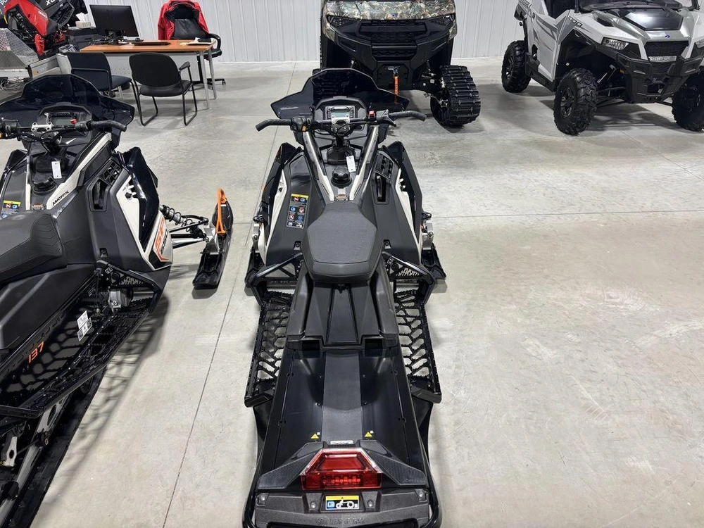 2025 Polaris 650 Indy Sp 137 Es alt