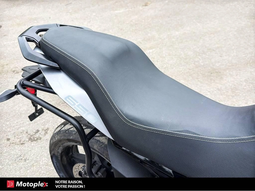 2023 Cfmoto Adventura 650 alt