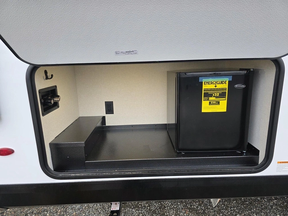 2026 Jayco Jay Feather Sl 26bhsl alt