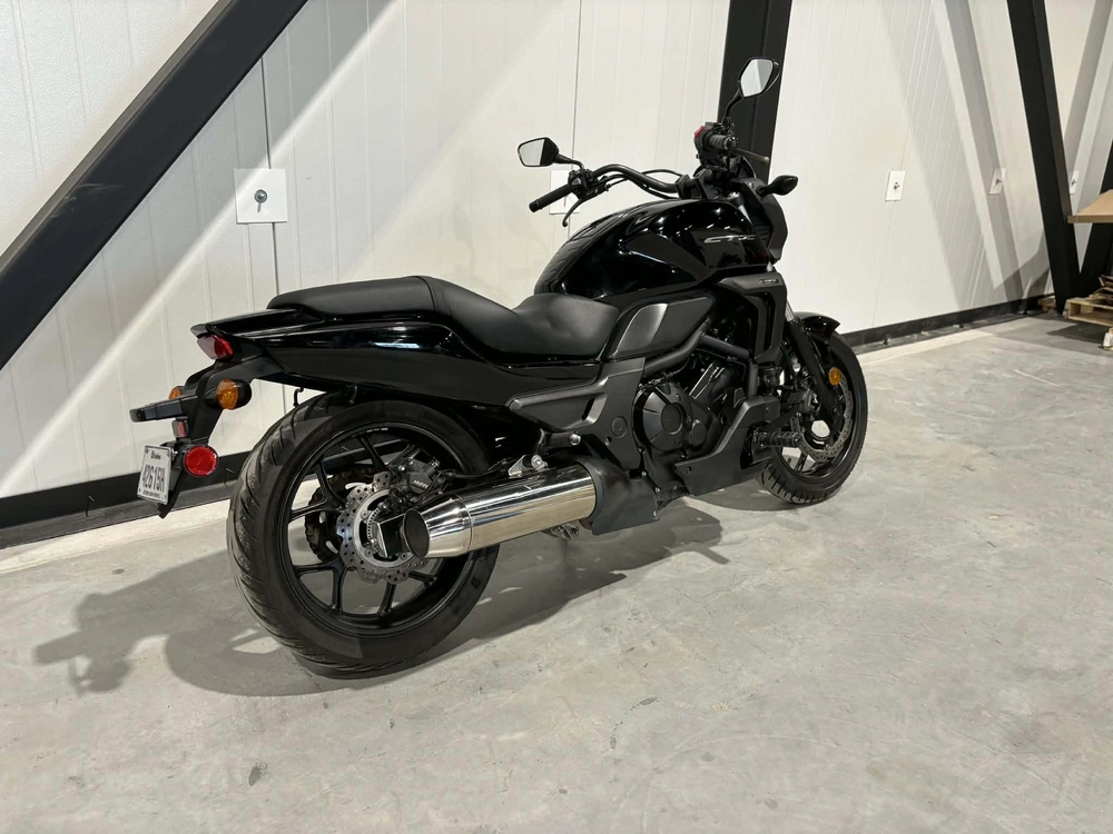 Honda Ctx 700 2014 alt