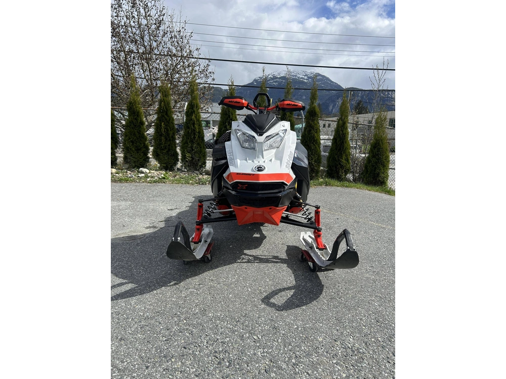 2021 Ski-doo Summit Expert 165 3" 850 Turbo Grey/red W/ Shot Start alt