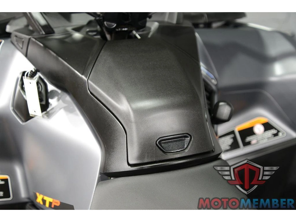2026 Can-am Outlander Max Xt-p 1000r Mineral Grey & Orange Crush alt