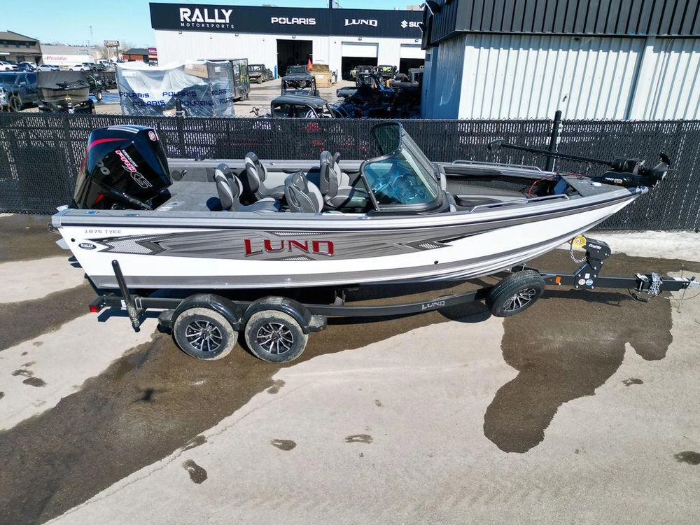 2026 Lund 1875 Tyee Sport alt