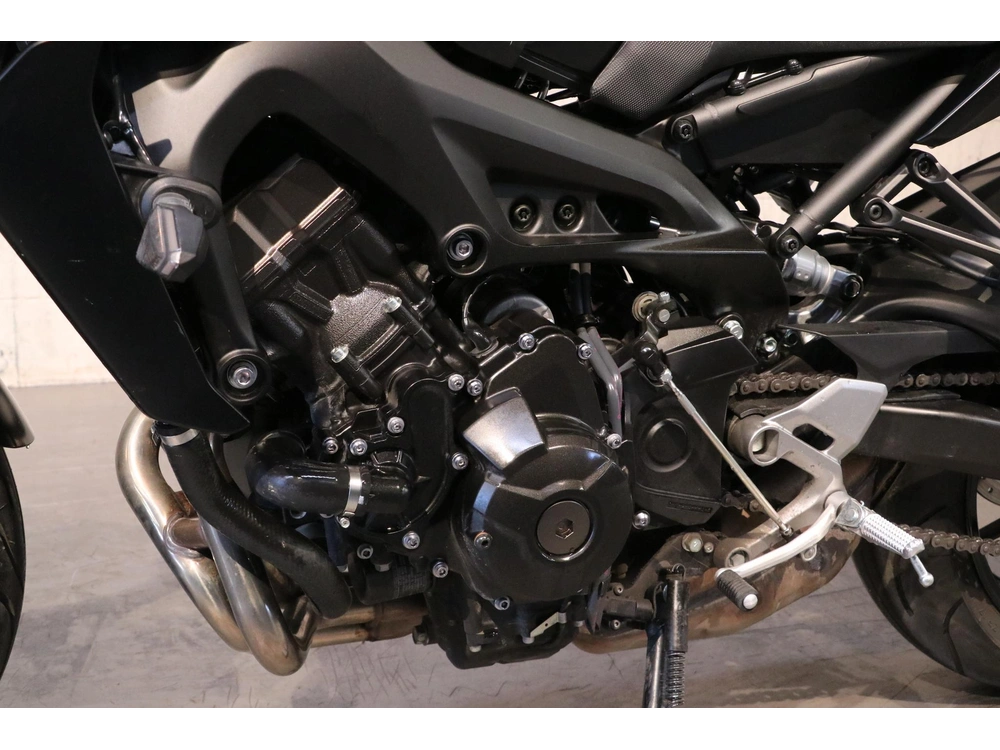 2020 Yamaha Mt-09 alt