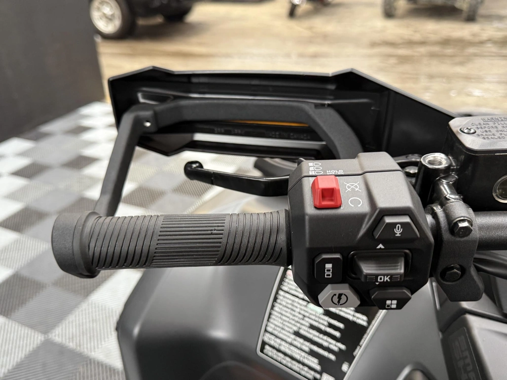 2026 Can-am Outlander Max Xt-p 1000r W/smart Shox & 10.25 Infotainment alt