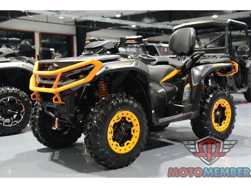 2026 Can-am Outlander Max Xt-p 1000r Mineral Grey & Orange Crush alt