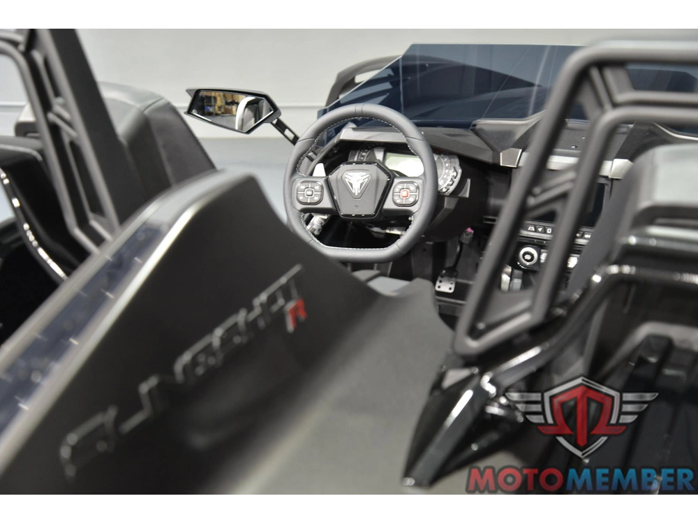 2026 Slingshot R Autodrive alt