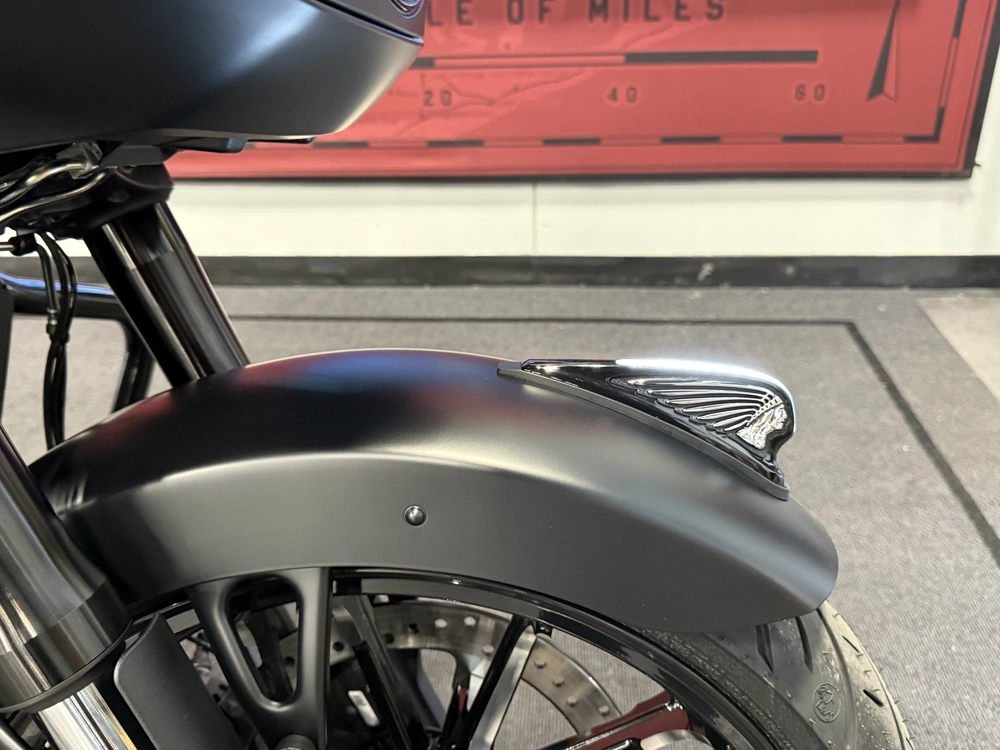 2026 Indian Motorcycle Challenger Dark Horse alt