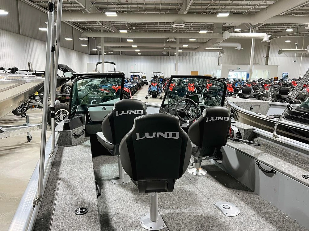 2026 Lund Boat Co 1875 Alaskan Sport alt