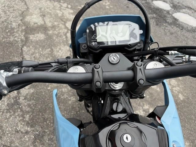 Suzuki Dr-z4 Sm 2025 alt