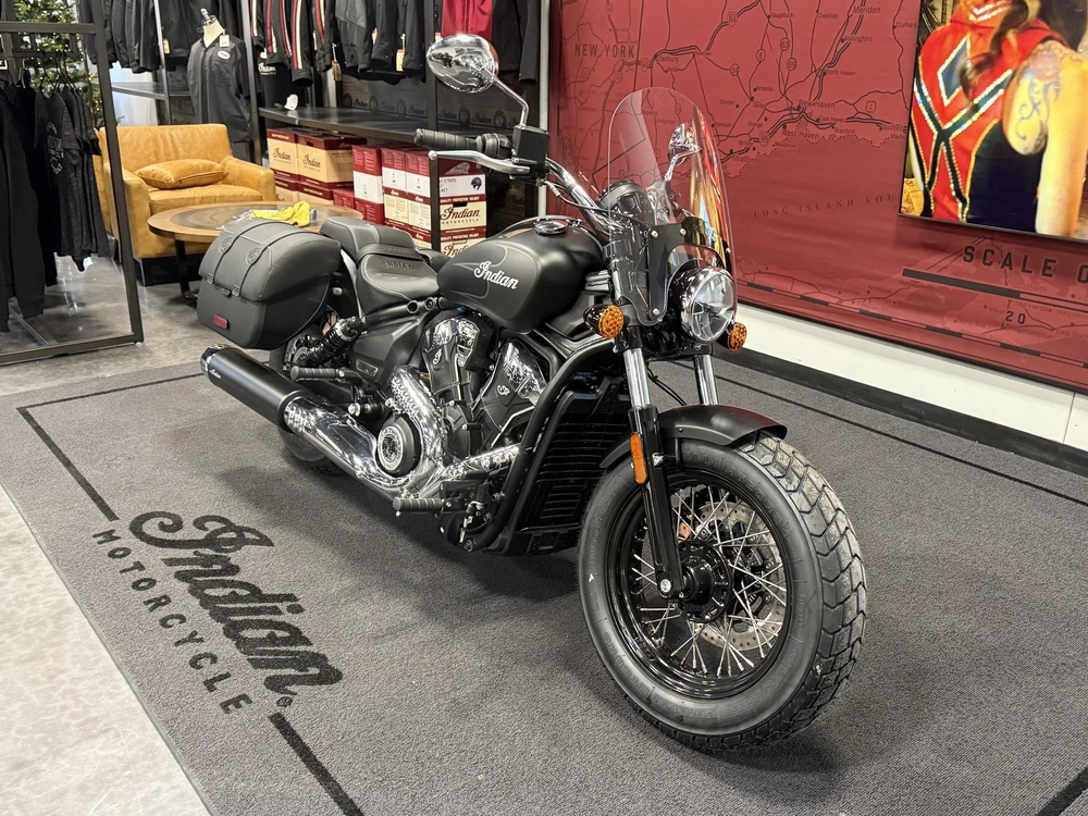 2025 Indian Motorcycle Super Scout, Blk Smk W/grfx, Tech, 49st Limited + Tech alt