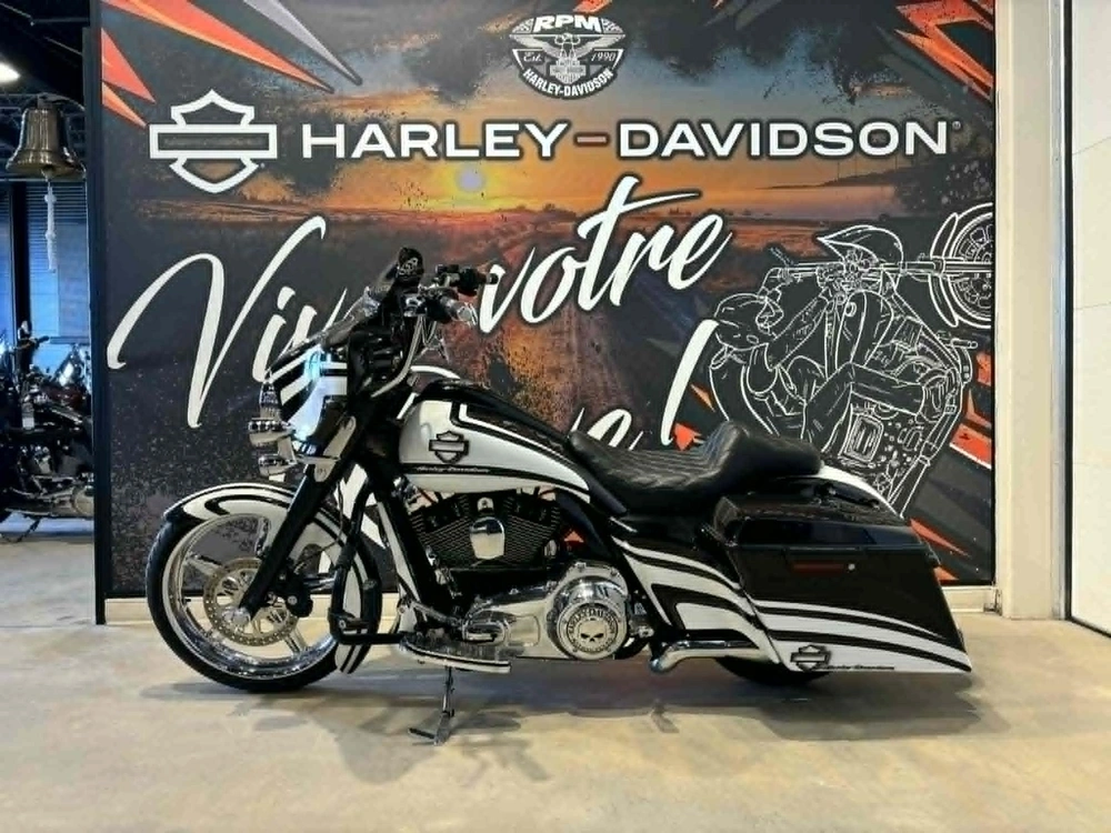 Harley-davidson Street Glide Flhx 2011 alt