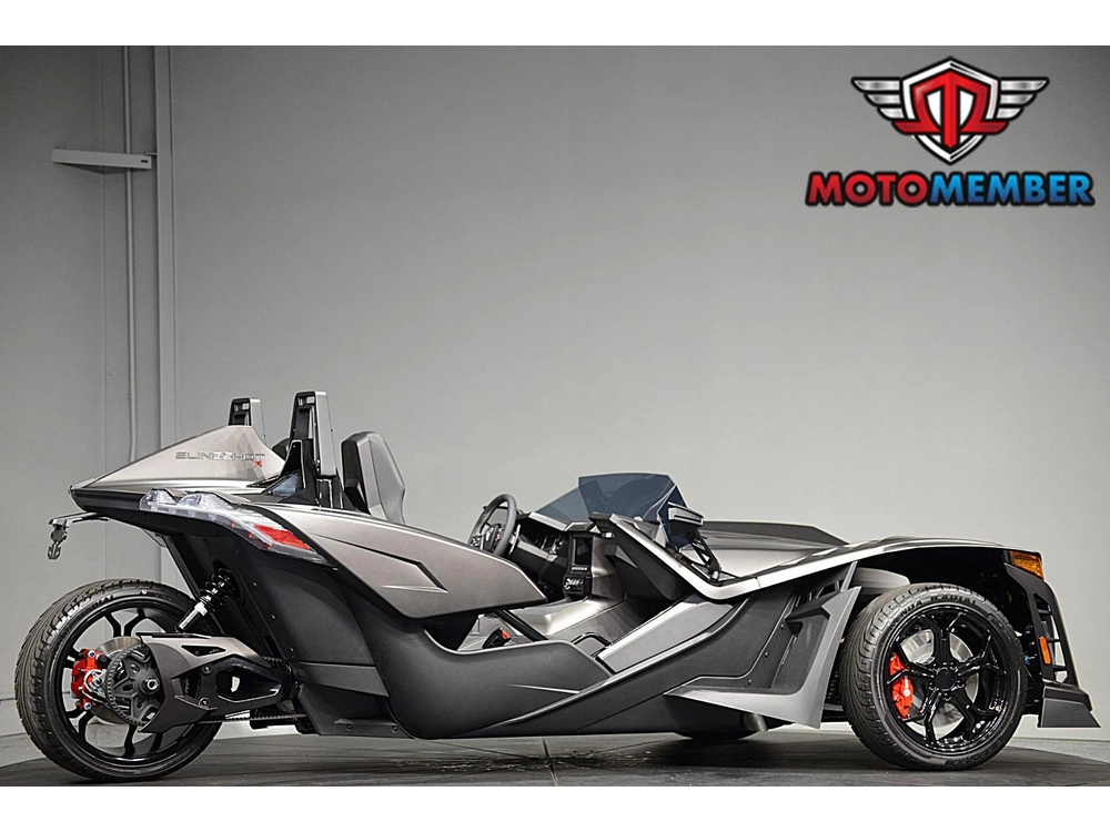 2026 Slingshot R Autodrive alt