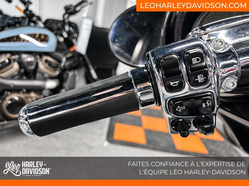 Harley-davidson Flhxse Cvo Street Glide 2015 alt