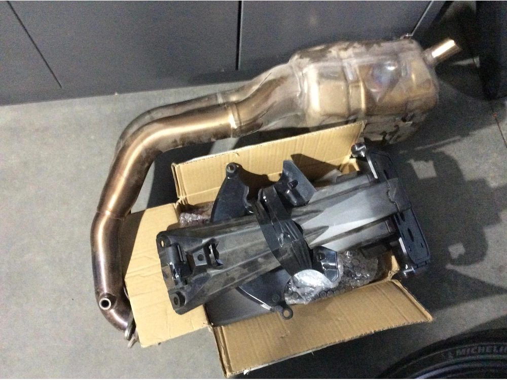 Aprilia Tuono 660 2021 alt