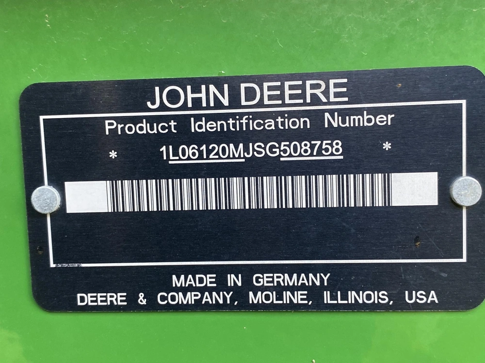 2025 John Deere 6120m alt