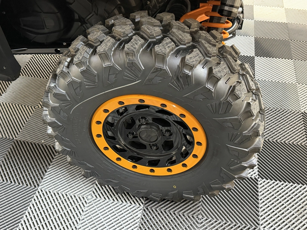 2026 Can-am Ssv Com Max Xtp 64 1000r Gy 26 Xt-p 1000r alt