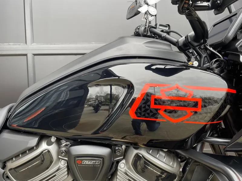 2026 Harley-Davidson RA1250S - Pan America™ 1250 Special thumbnail 4