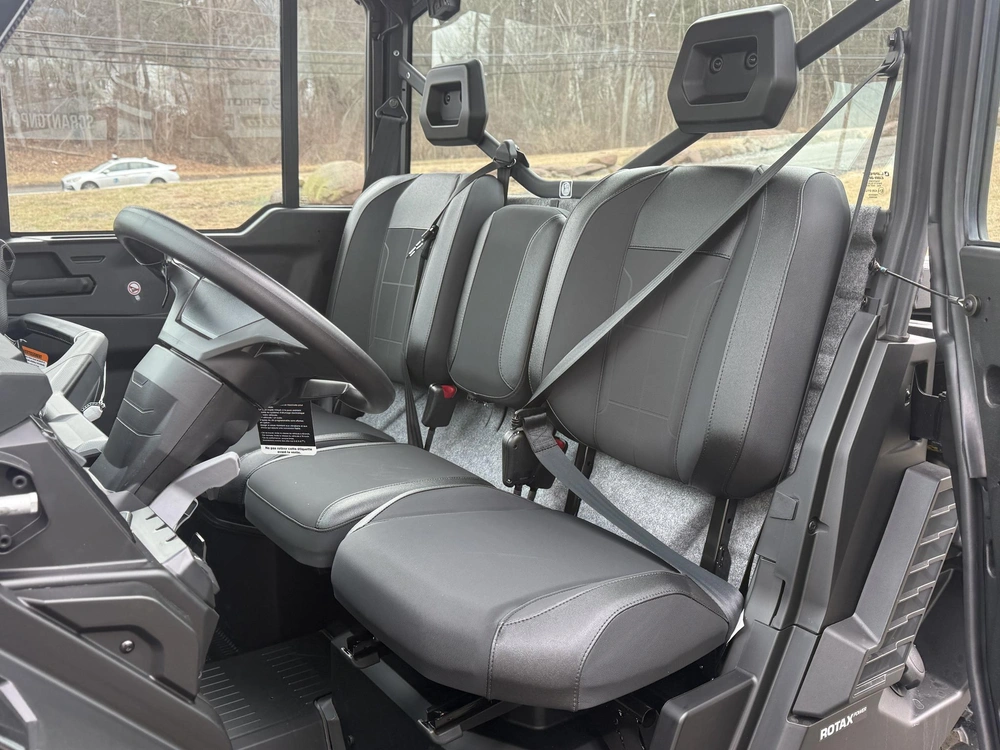 2026 Can-am Defender Xt Cab Hd11 W/10.25 Infotainment alt