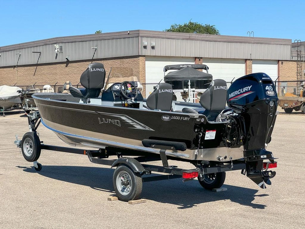 2025 Lund Boat Co 1600 Fury Ss alt