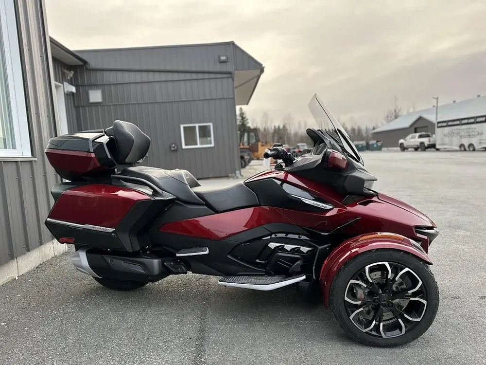 Can-am Rt Limited 2025 alt
