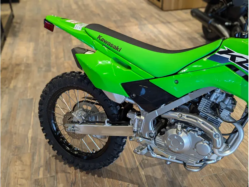 2026 Kawasaki KLX140R F // Lime Green thumbnail 9