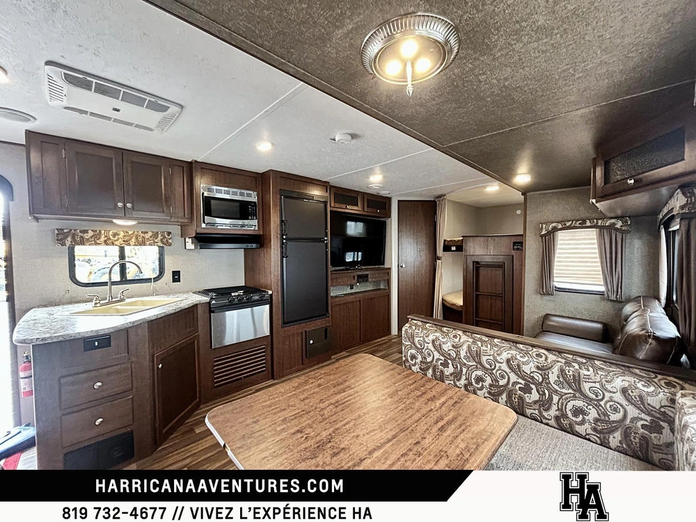 2017 Other Keystone Hideout 28bhs alt