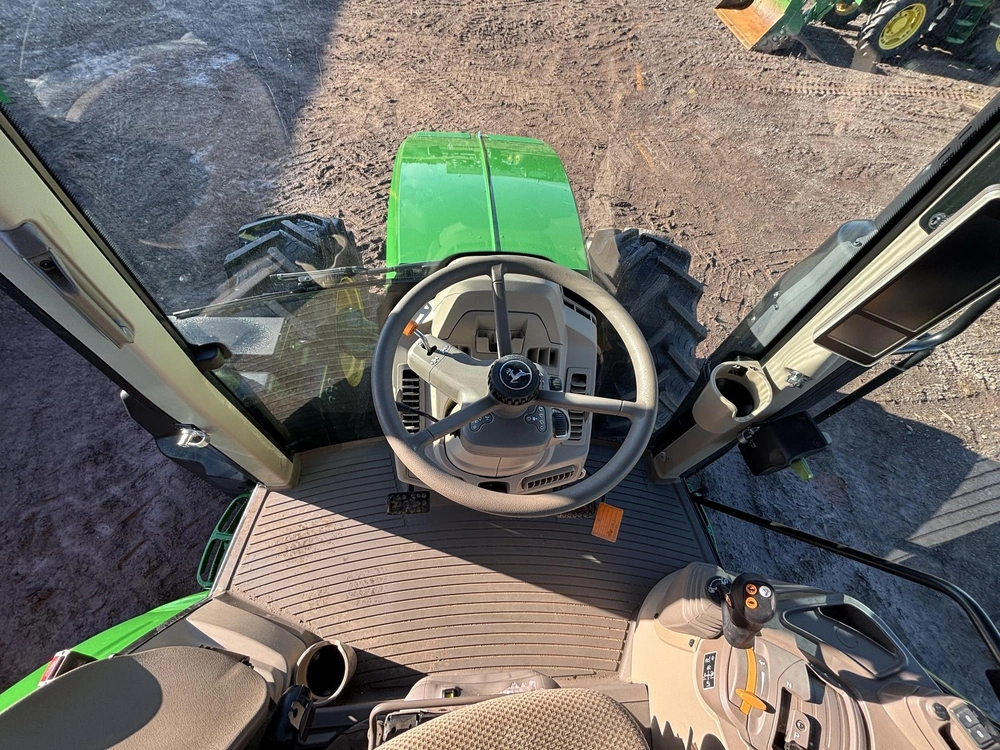 John Deere 6120m 2023 alt