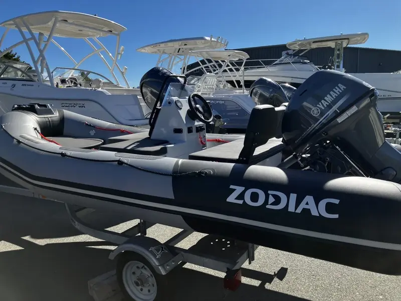 2023 Zodiac OPEN 4.2 thumbnail 9