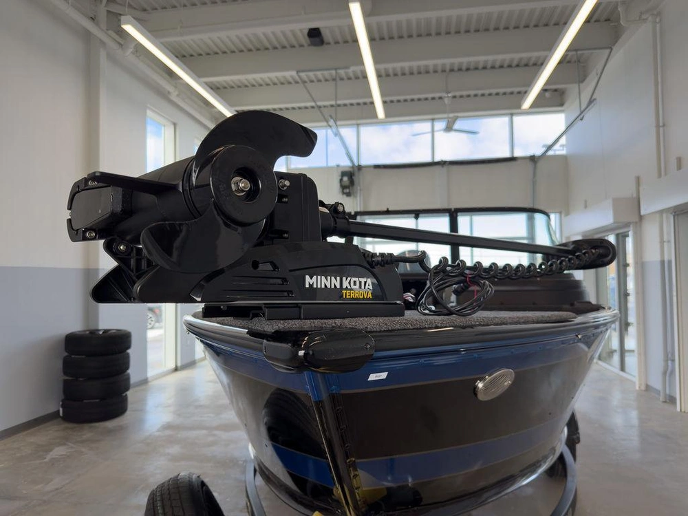 2025 Lund Boat Co 1775 Impact Xs Sport alt