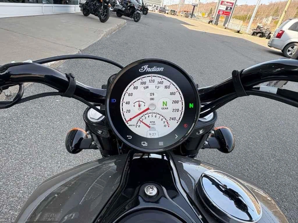 2026 Indian Motorcycle Indian Scout Bobber Limited +tech alt