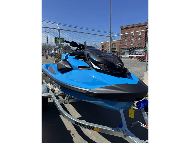 2026 Sea-Doo RXP X 325 w/AUDIO & iBR