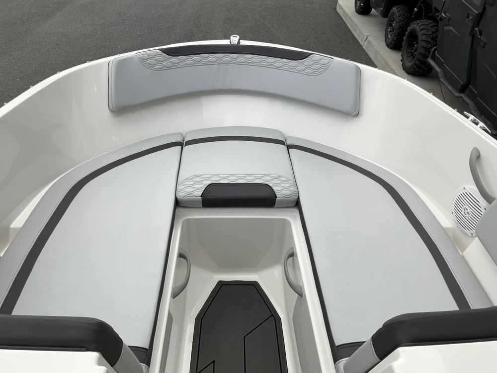 2023 Bayliner Element 170 alt
